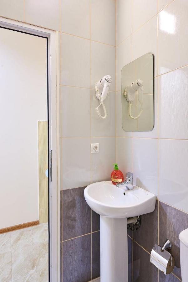 Хостел Perron Kharkiv Exterior photo